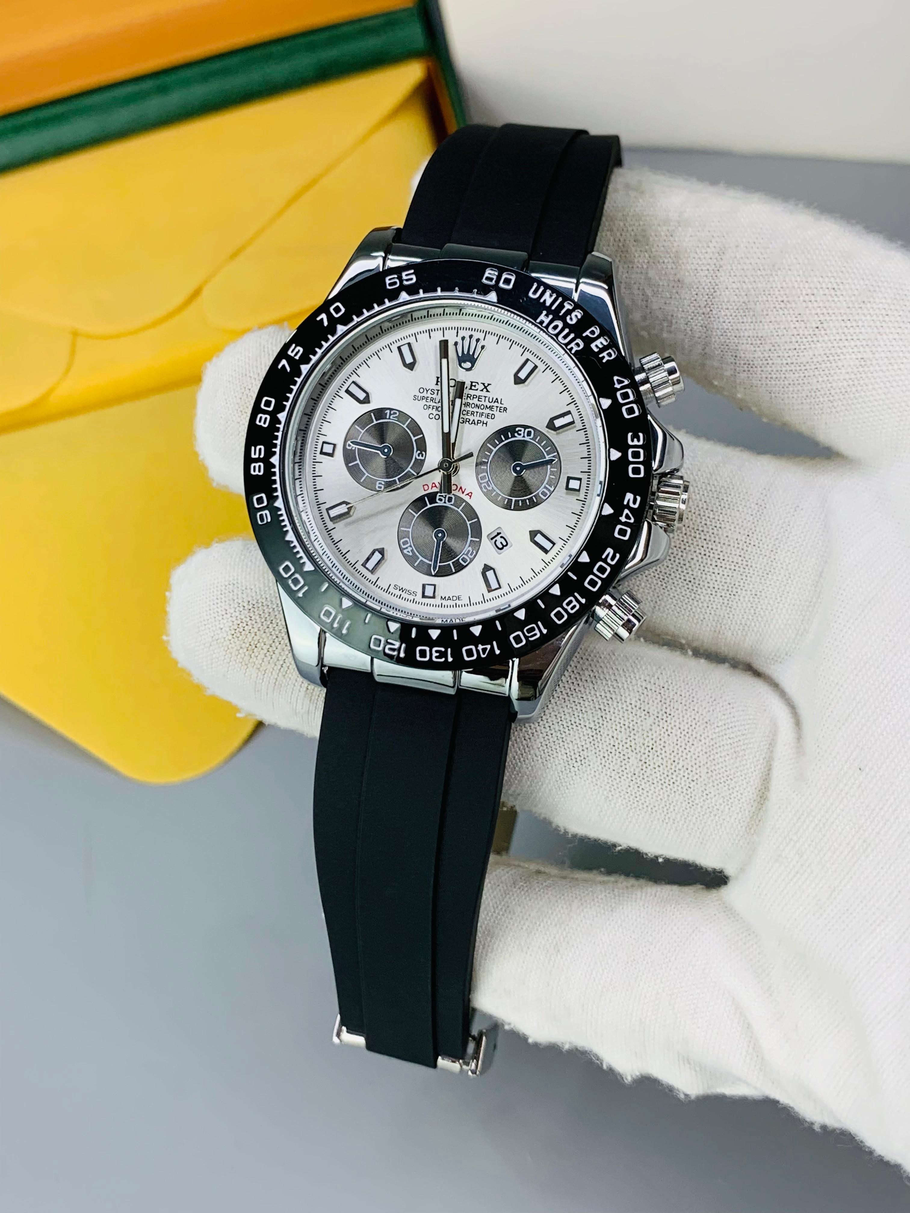 ROLEX DAYTONA WHITE DIAL