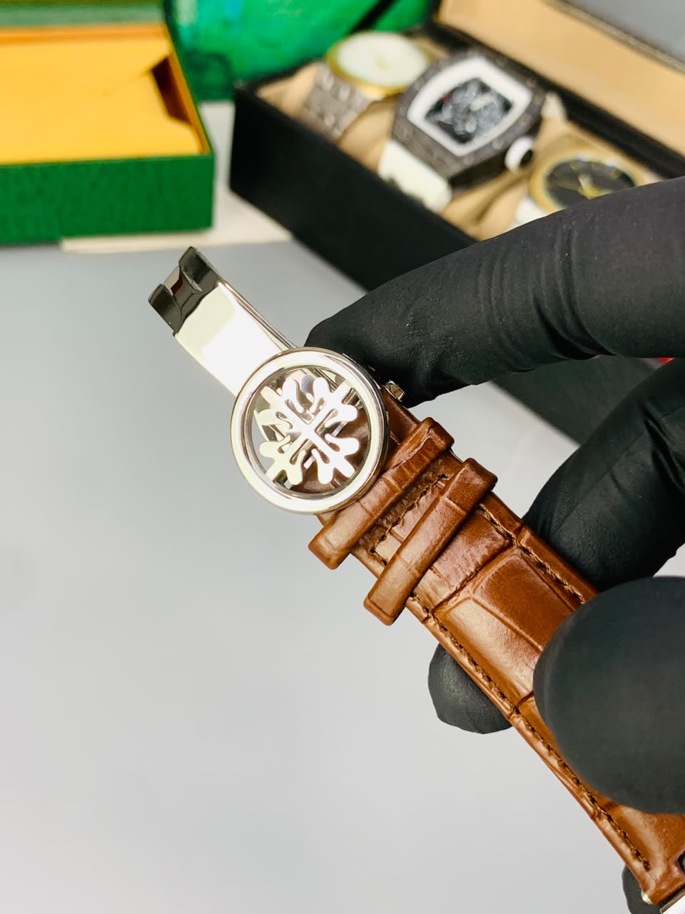 PATEK PHILLIP FULL BROWN LEATHER STRAP