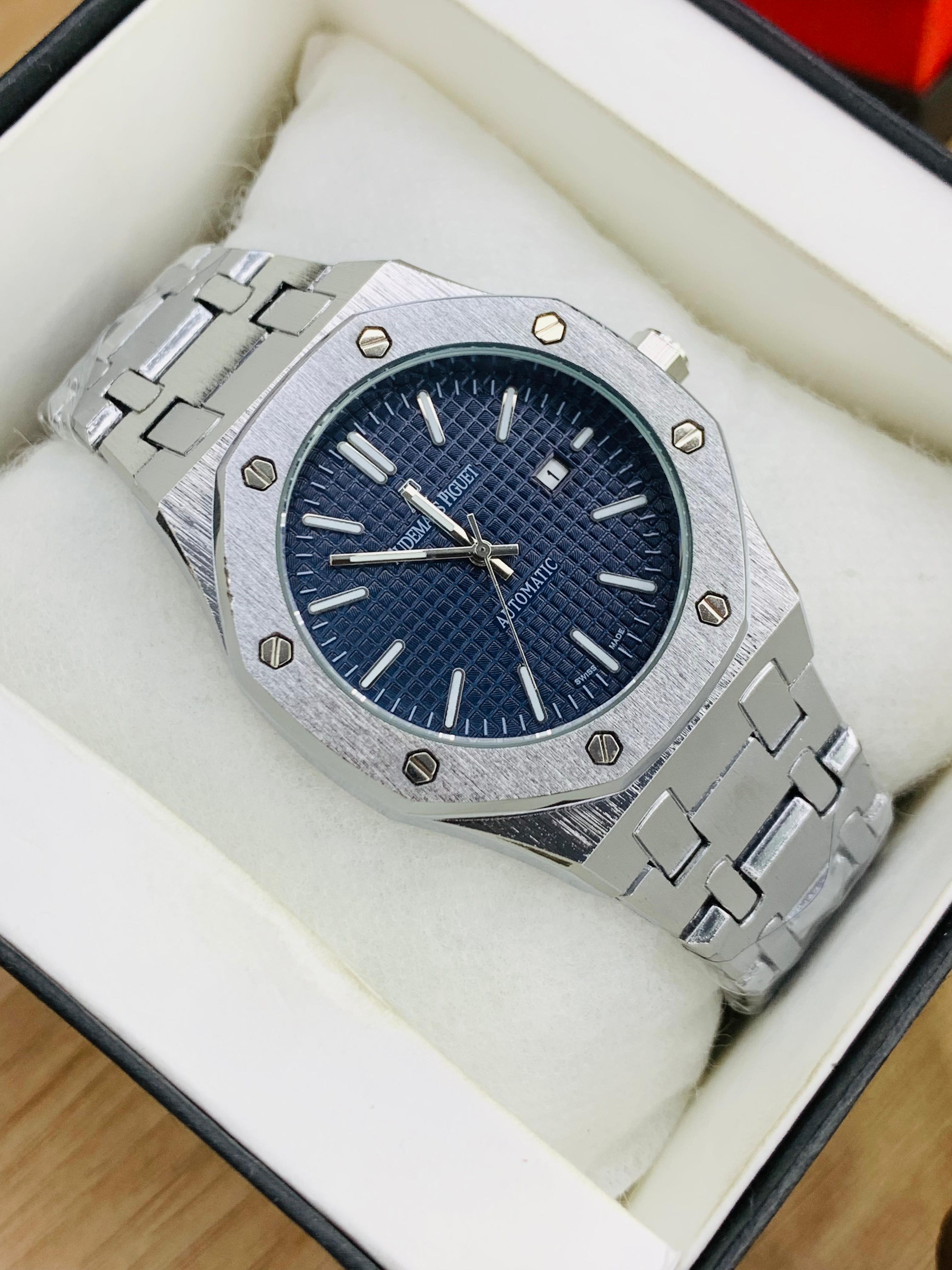 AUDEMARS PIGUET BLUE COLOUR